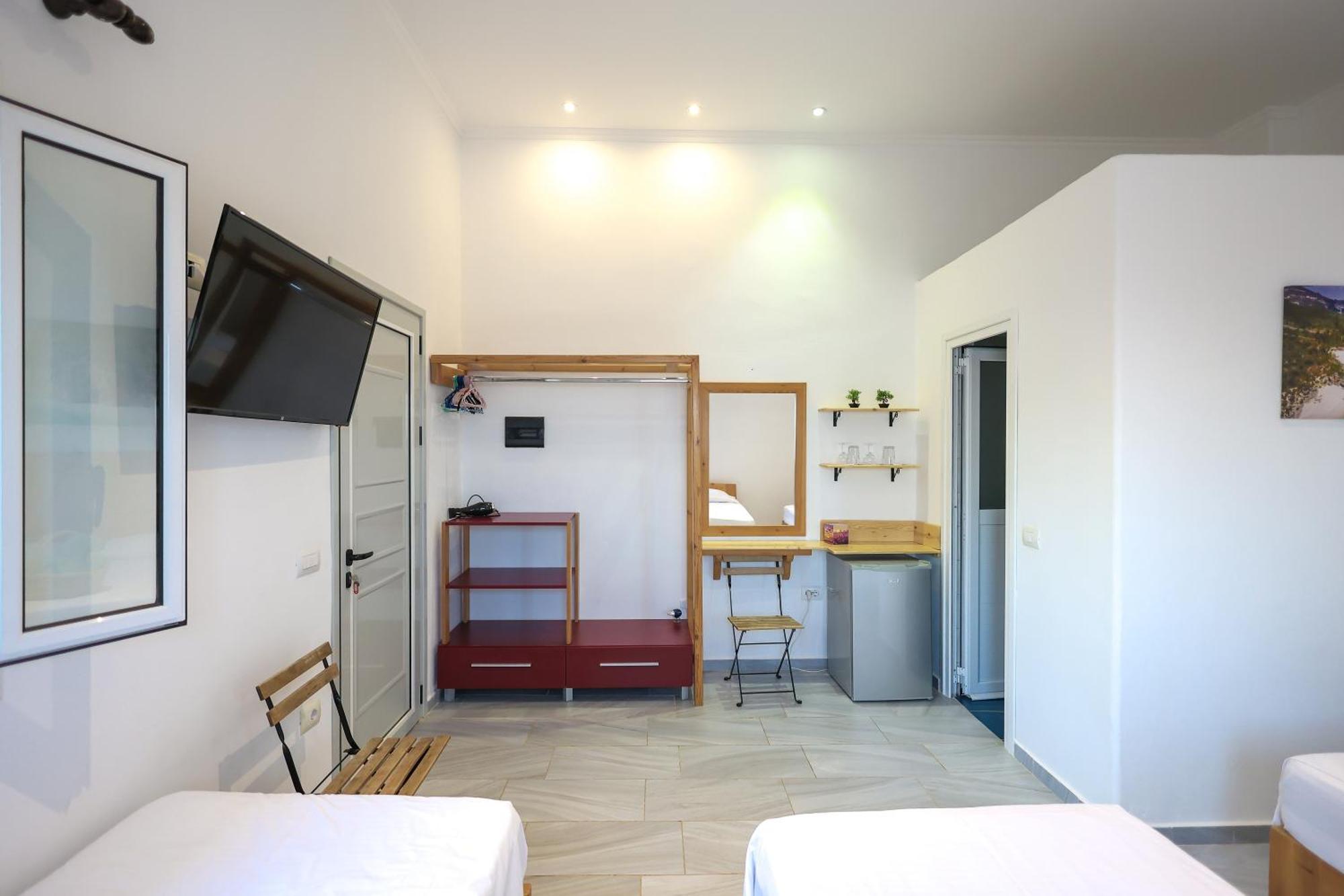 Casablanca Rooms Dhërmi Dış mekan fotoğraf